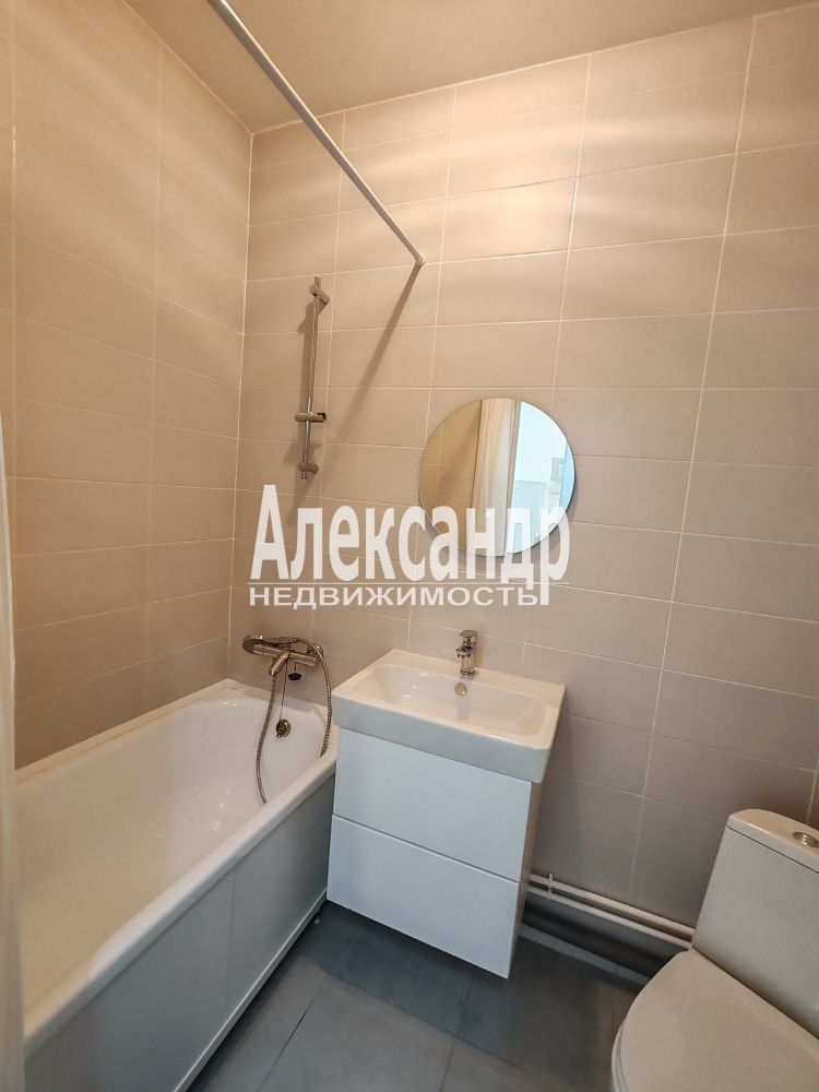 1-комнатная квартира (35м2) в аренду по адресу Ленинградская область, Всеволожский район, Бугры, Тихая улица, 3к2— фото 17 из 28
