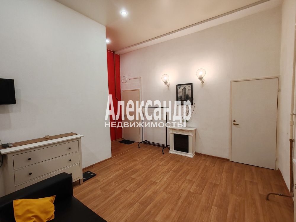 1-комнатная квартира (41м2) в аренду по адресу Санкт-Петербург, Социалистическая улица, 4— фото 9 из 30