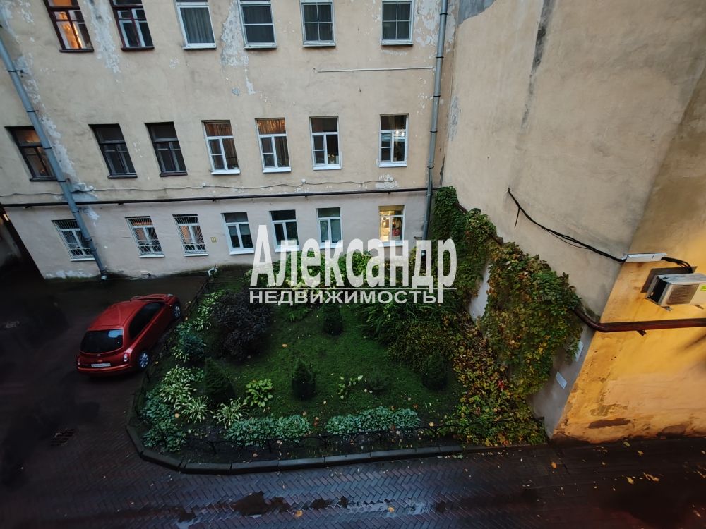 1-комнатная квартира (41м2) в аренду по адресу Санкт-Петербург, Социалистическая улица, 4— фото 7 из 30