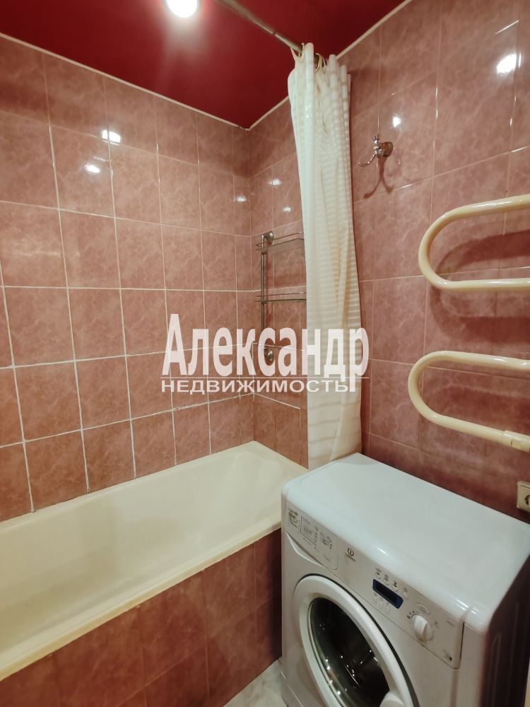 1-комнатная квартира (41м2) в аренду по адресу Санкт-Петербург, Социалистическая улица, 4— фото 23 из 30