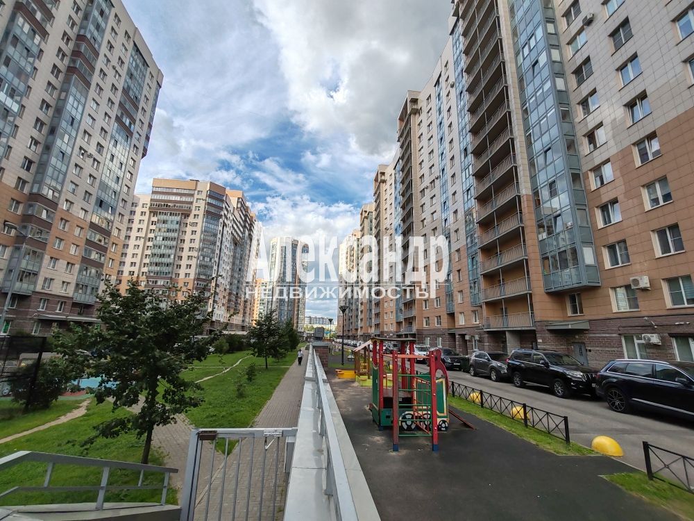 1-комнатная квартира (38м2) в аренду по адресу Санкт-Петербург, Гжатская улица, 22к1— фото 22 из 23