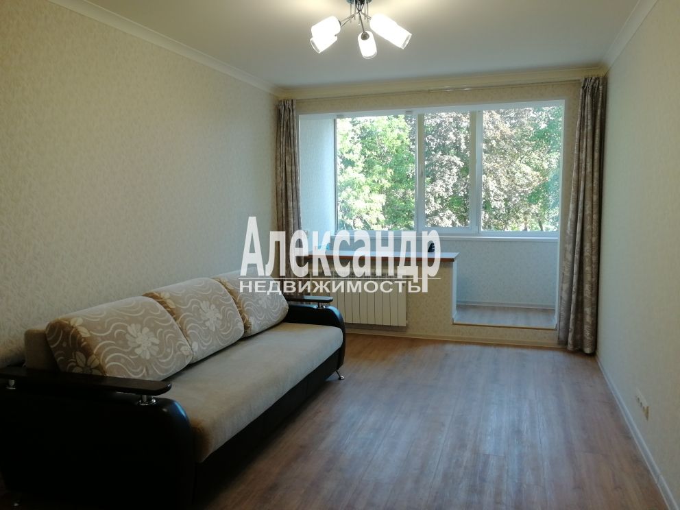 2-комнатная квартира (50м2) в аренду по адресу Санкт-Петербург, Московское шоссе, 2— фото 9 из 21