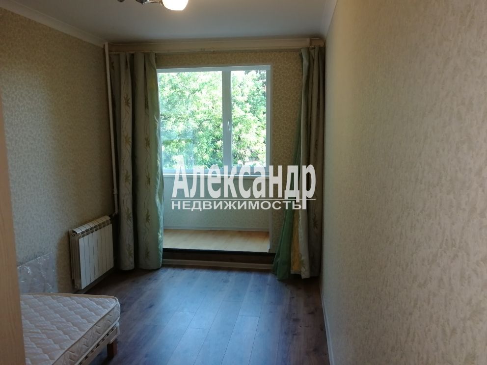 2-комнатная квартира (50м2) в аренду по адресу Санкт-Петербург, Московское шоссе, 2— фото 7 из 21
