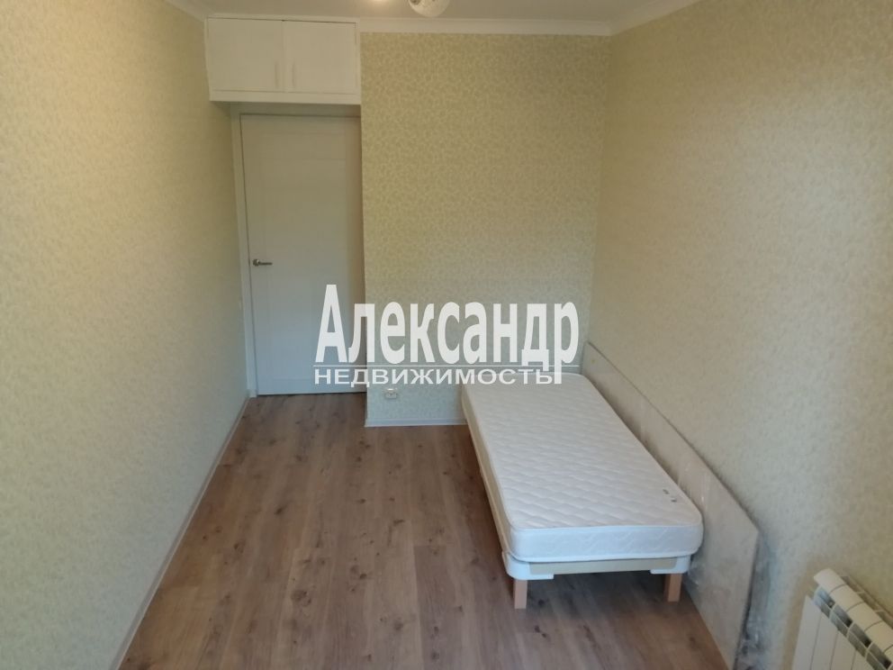 2-комнатная квартира (50м2) в аренду по адресу Санкт-Петербург, Московское шоссе, 2— фото 8 из 21
