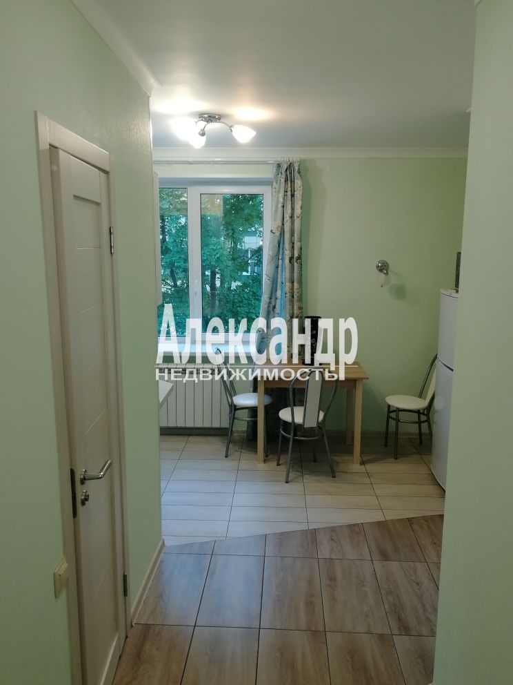 2-комнатная квартира (50м2) в аренду по адресу Санкт-Петербург, Московское шоссе, 2— фото 4 из 21