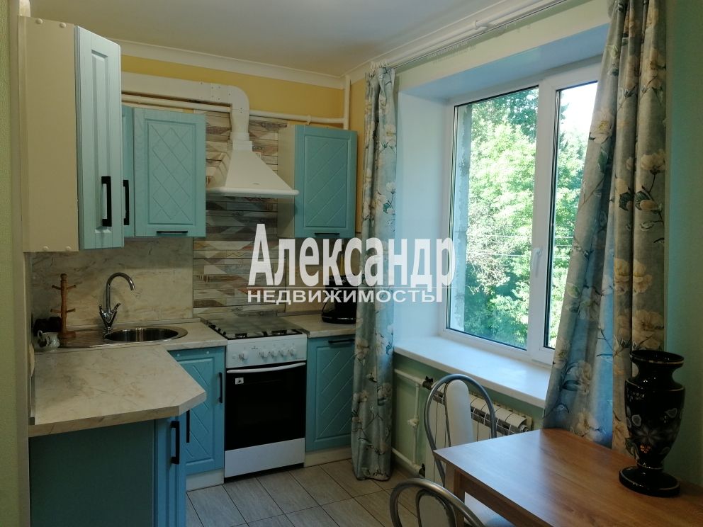 2-комнатная квартира (50м2) в аренду по адресу Санкт-Петербург, Московское шоссе, 2— фото 2 из 21