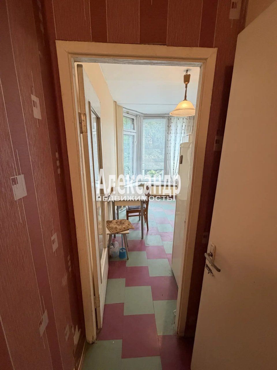 1-комнатная квартира (37м2) на продажу по адресу Санкт-Петербург, Киришская улица, 11/16— фото 19 из 40
