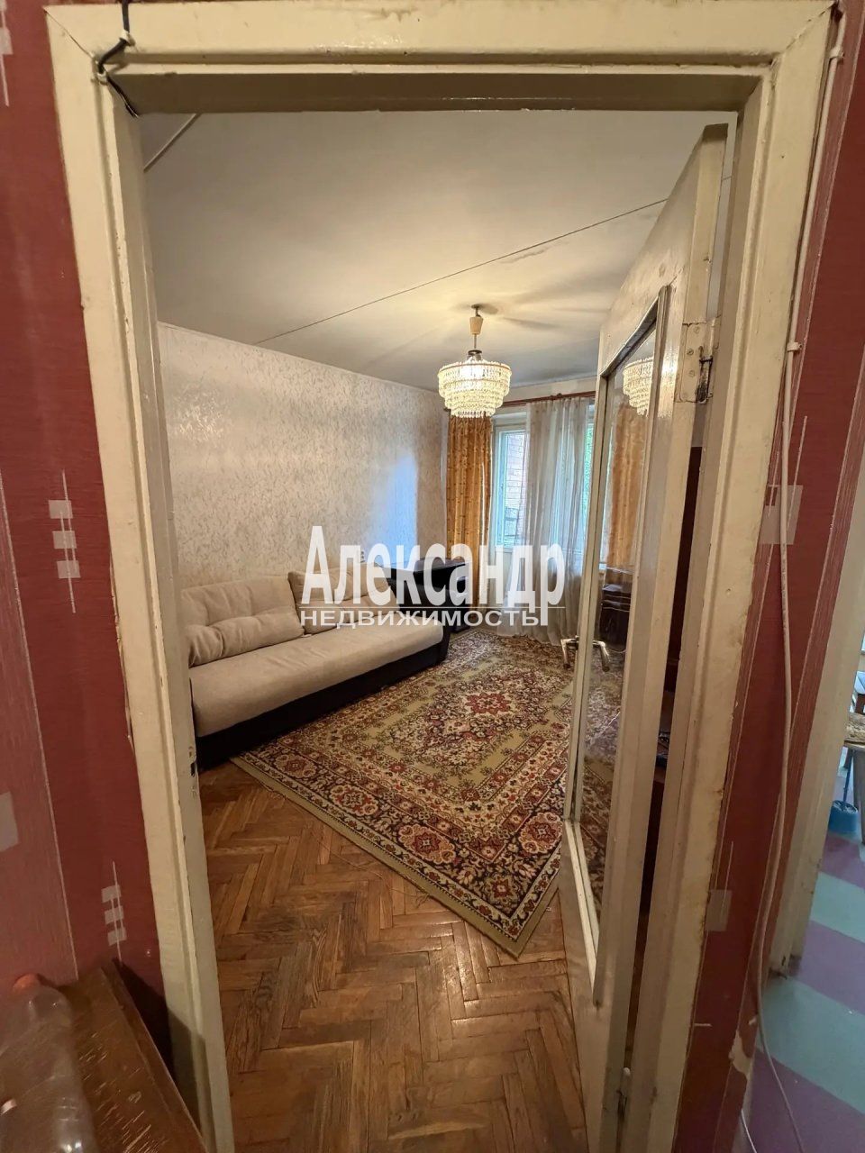 1-комнатная квартира (37м2) на продажу по адресу Санкт-Петербург, Киришская улица, 11/16— фото 26 из 40