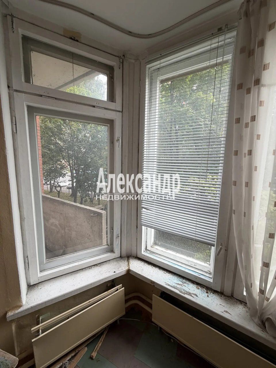 1-комнатная квартира (37м2) на продажу по адресу Санкт-Петербург, Киришская улица, 11/16— фото 37 из 40