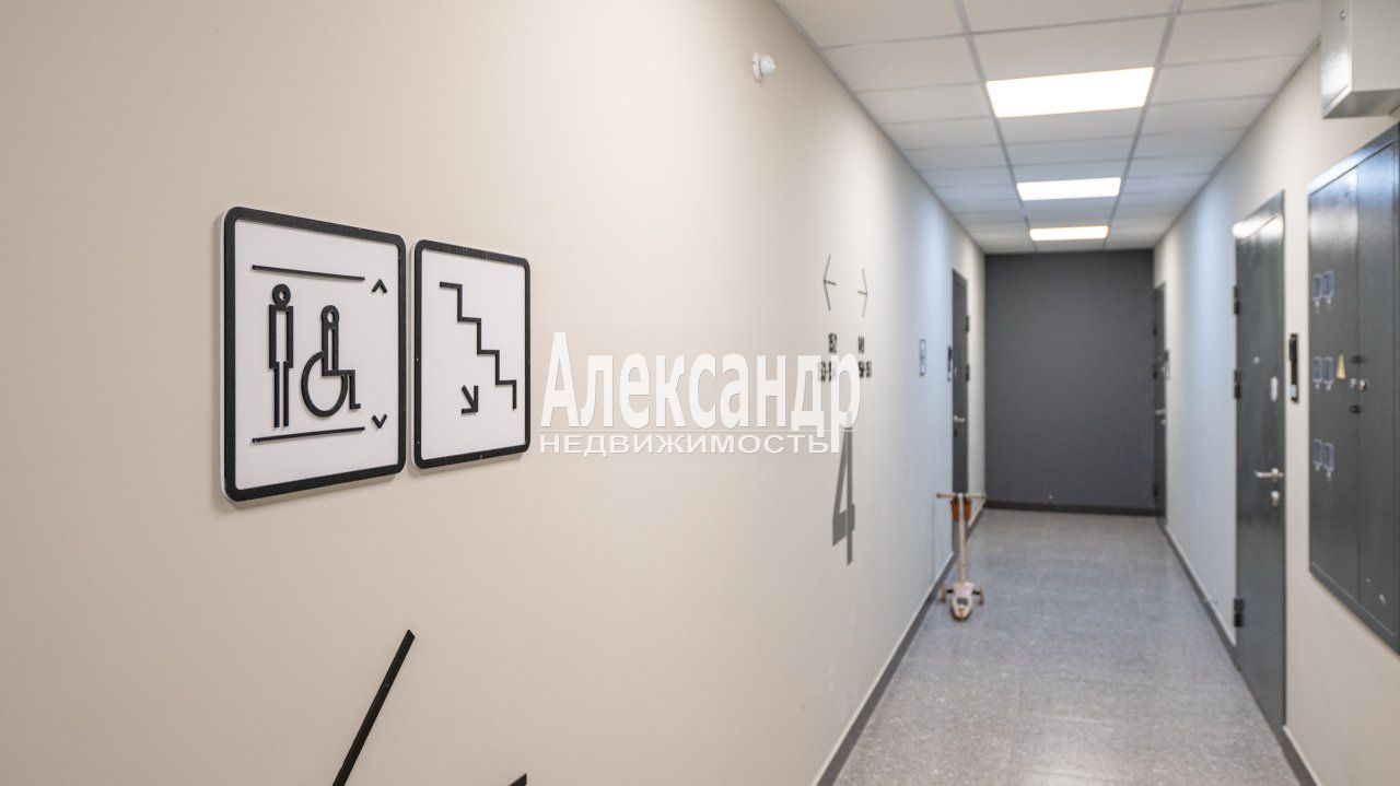 1-комнатная квартира (36м2) на продажу по адресу Санкт-Петербург, Измайловский бульвар, 9— фото 11 из 45