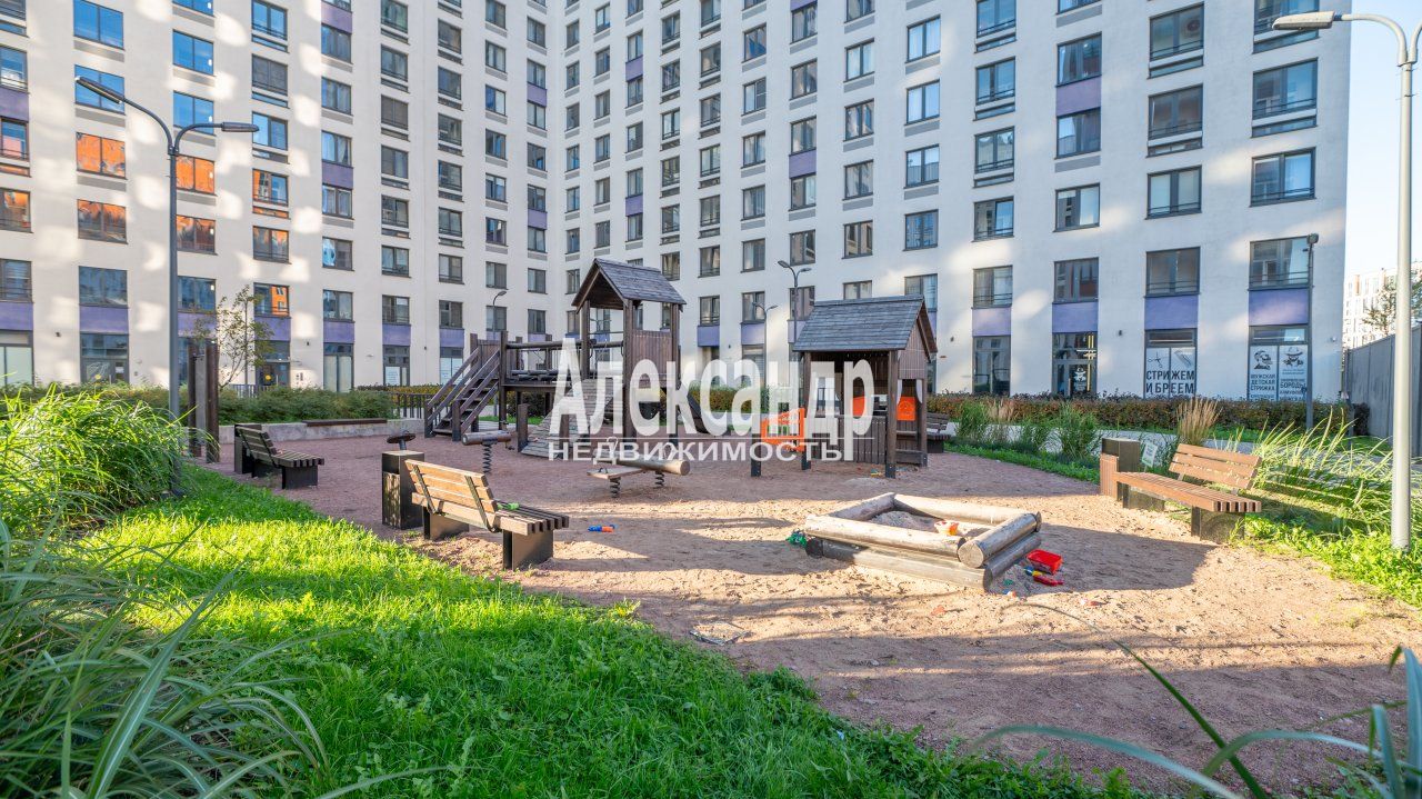 1-комнатная квартира (36м2) на продажу по адресу Санкт-Петербург, Измайловский бульвар, 9— фото 17 из 45