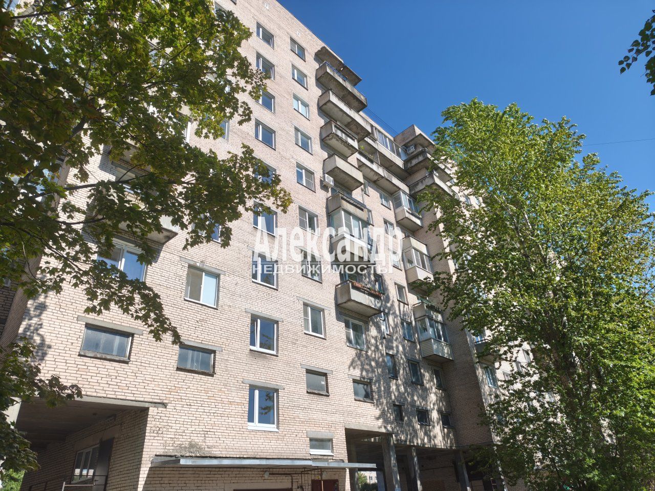 3-комнатная квартира (67м2) на продажу по адресу Санкт-Петербург, Бухарестская улица, 23к1— фото 49 из 51