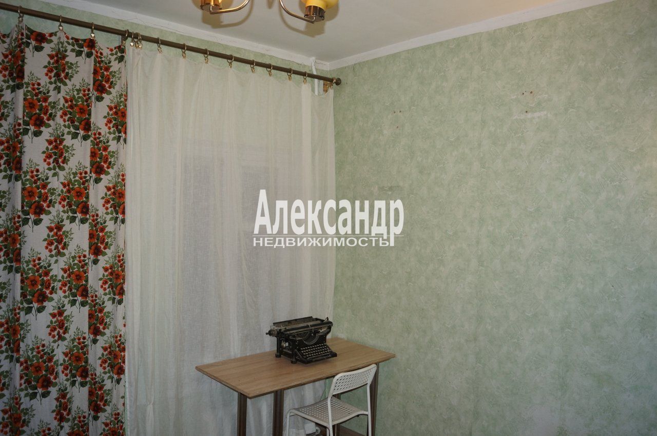 2-комнатная квартира (56м2) на продажу по адресу Санкт-Петербург, улица Рылеева, 39— фото 10 из 48