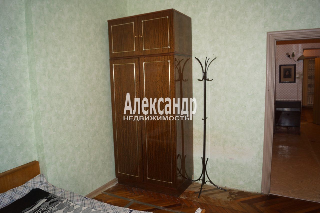 2-комнатная квартира (56м2) на продажу по адресу Санкт-Петербург, улица Рылеева, 39— фото 11 из 48