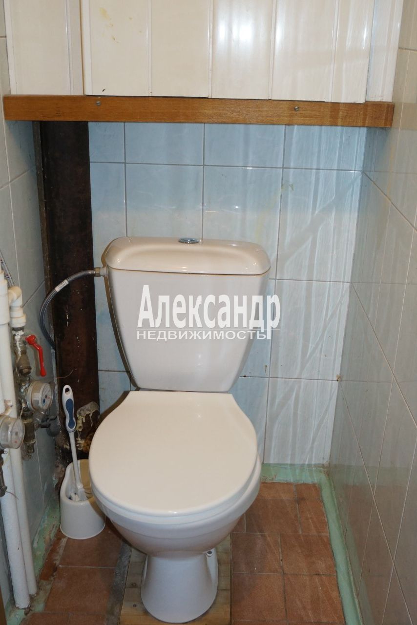 2-комнатная квартира (56м2) на продажу по адресу Санкт-Петербург, улица Рылеева, 39— фото 14 из 48
