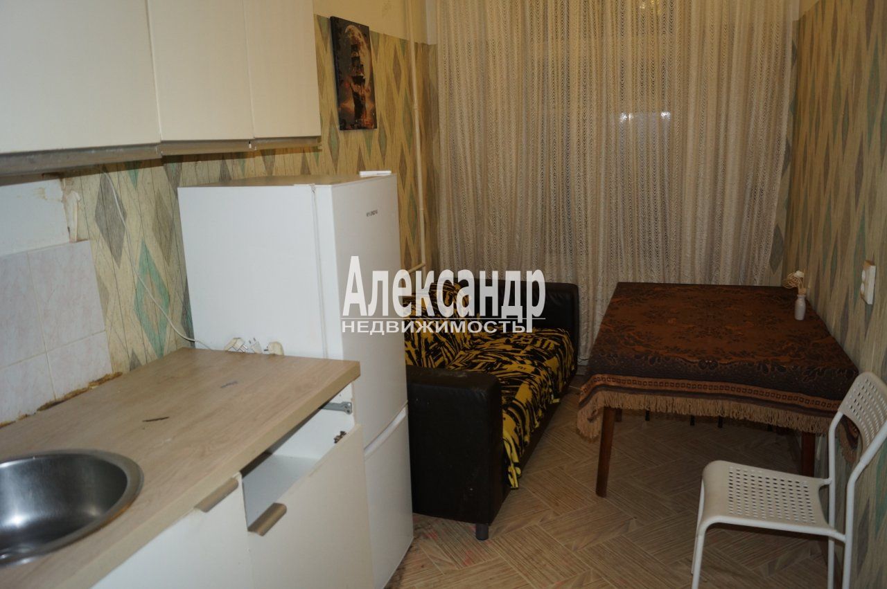 2-комнатная квартира (56м2) на продажу по адресу Санкт-Петербург, улица Рылеева, 39— фото 17 из 48