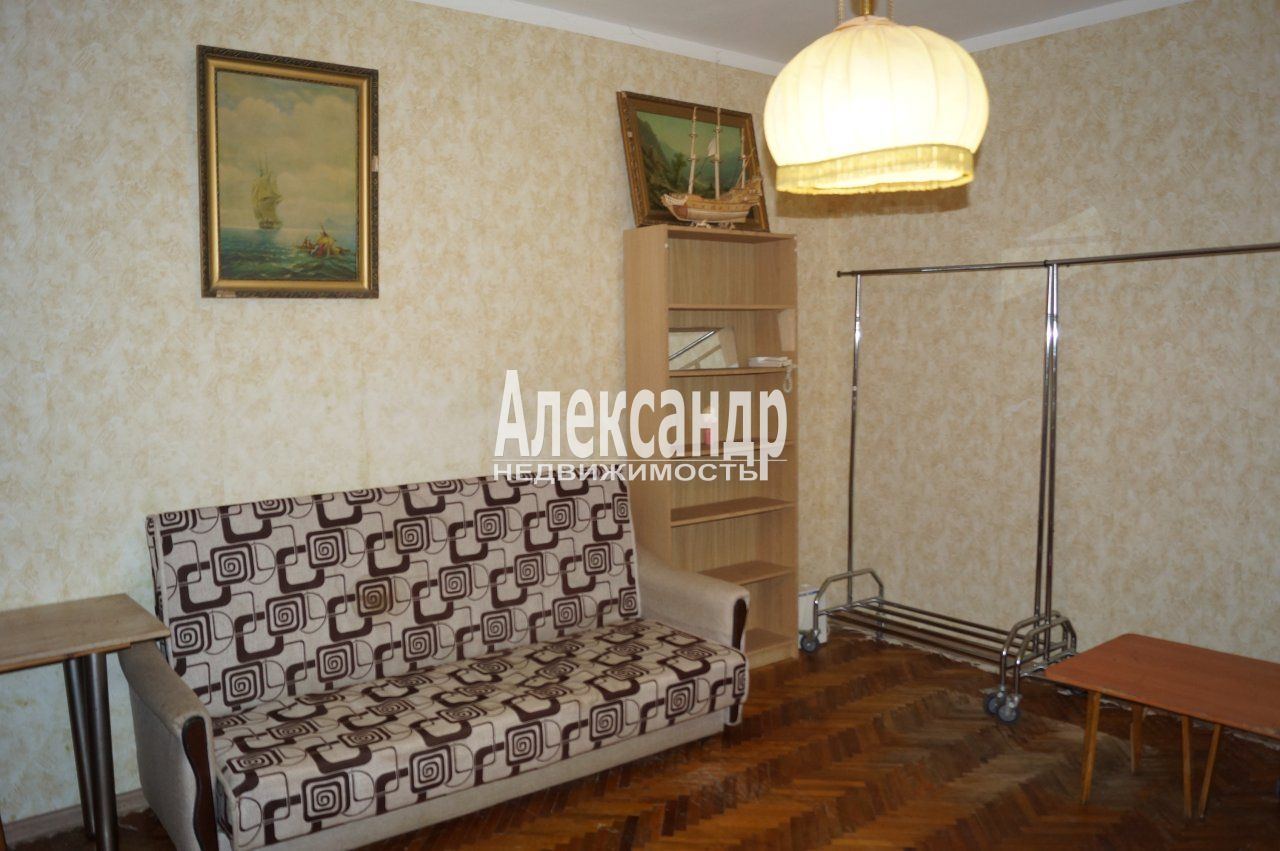 2-комнатная квартира (56м2) на продажу по адресу Санкт-Петербург, улица Рылеева, 39— фото 19 из 48