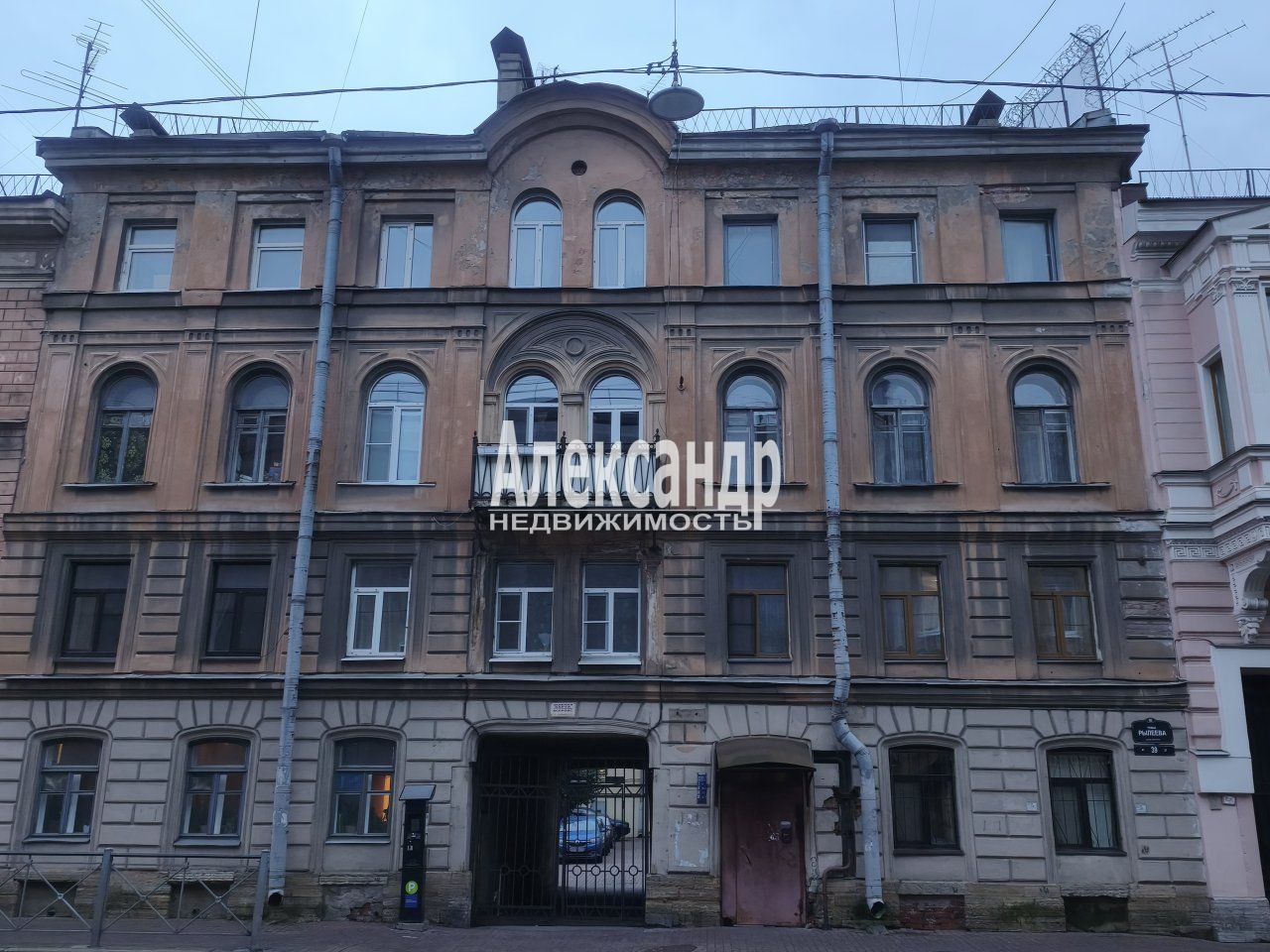 2-комнатная квартира (56м2) на продажу по адресу Санкт-Петербург, улица Рылеева, 39— фото 23 из 48