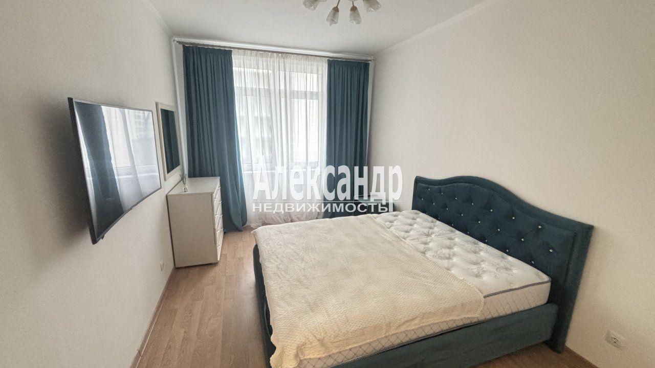 1-комнатная квартира (34м2) на продажу по адресу Санкт-Петербург, улица Адмирала Черокова, 22— фото 2 из 43