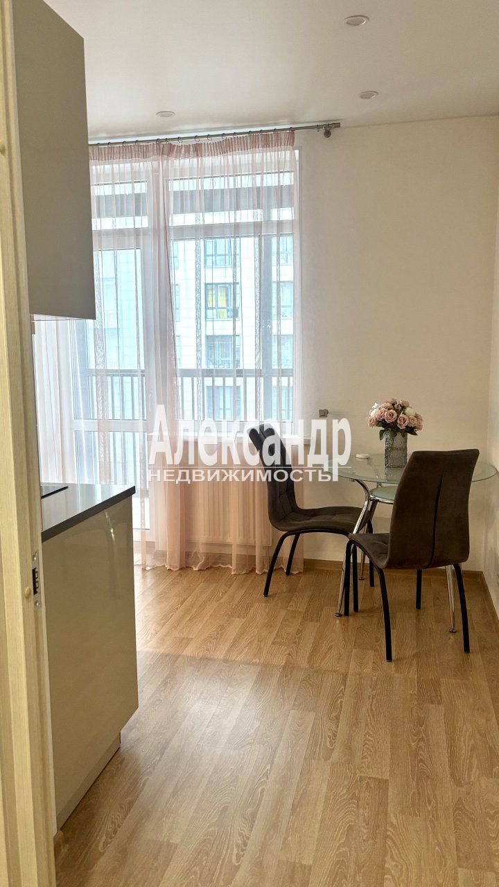1-комнатная квартира (34м2) на продажу по адресу Санкт-Петербург, улица Адмирала Черокова, 22— фото 12 из 43