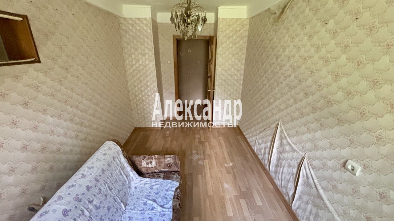 2-комнатная квартира (46м2) на продажу по адресу Санкт-Петербург, улица Пионерстроя, 10к3— фото 15 из 27