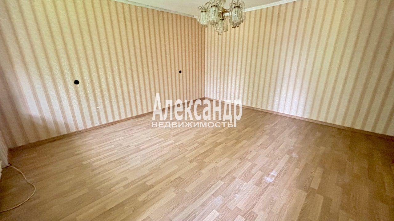 2-комнатная квартира (46м2) на продажу по адресу Санкт-Петербург, улица Пионерстроя, 10к3— фото 19 из 27