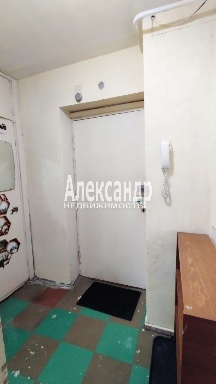1-комнатная квартира (32м2) в аренду по адресу Санкт-Петербург, Ломоносов, улица Красного Флота, 4— фото 13 из 20