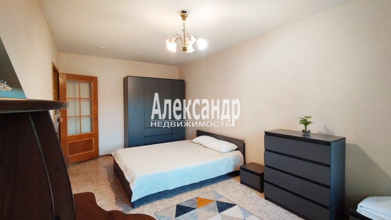 1-комнатная квартира (38м2) в аренду по адресу Санкт-Петербург, улица Карпинского, 33к1— фото 5 из 28