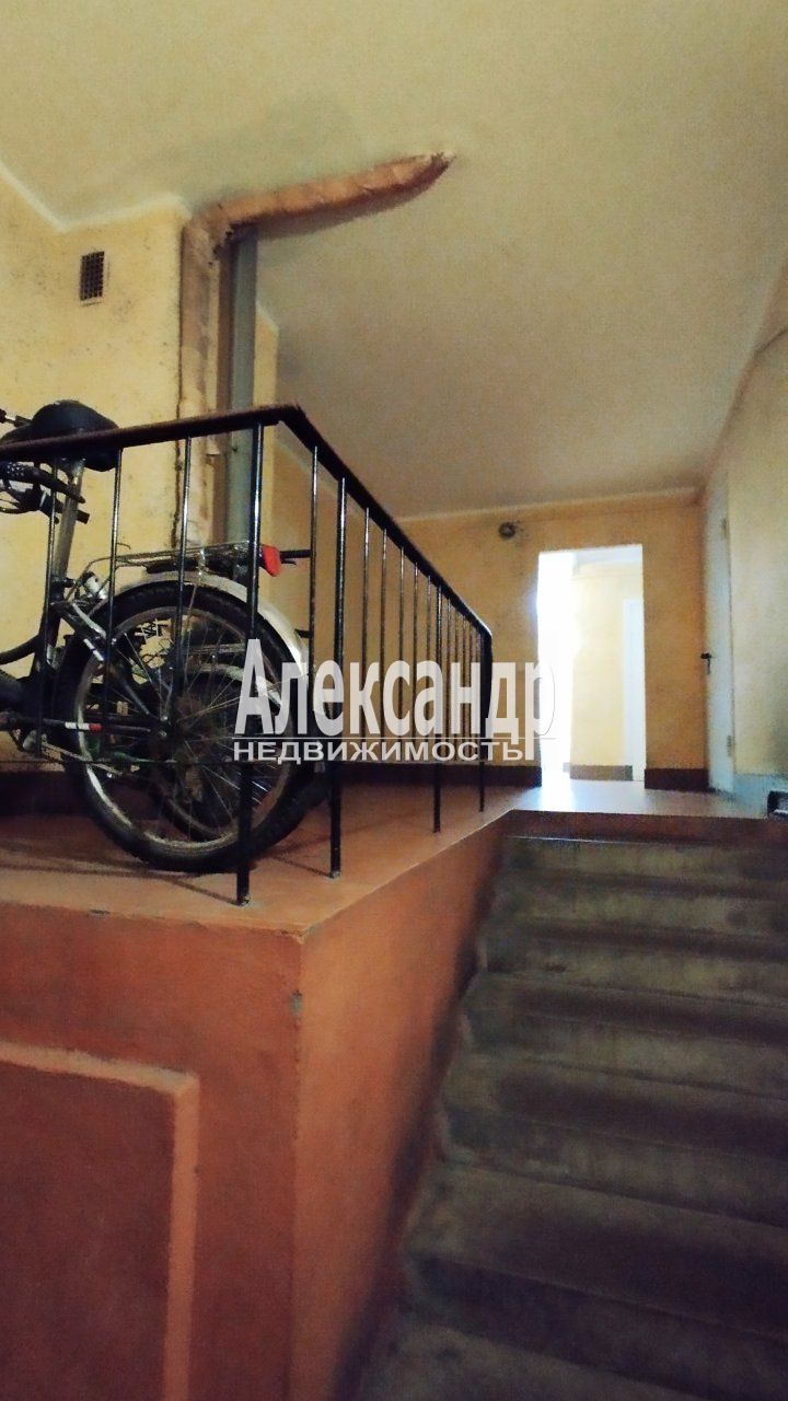 1-комнатная квартира (38м2) в аренду по адресу Санкт-Петербург, улица Карпинского, 33к1— фото 12 из 28