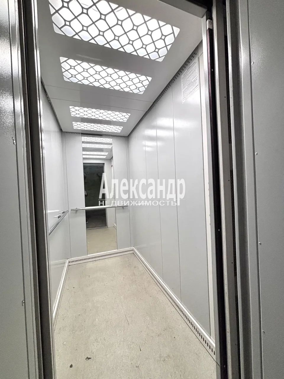 1-комнатная квартира (34м2) на продажу по адресу Санкт-Петербург, улица Партизана Германа, 14/117— фото 21 из 25