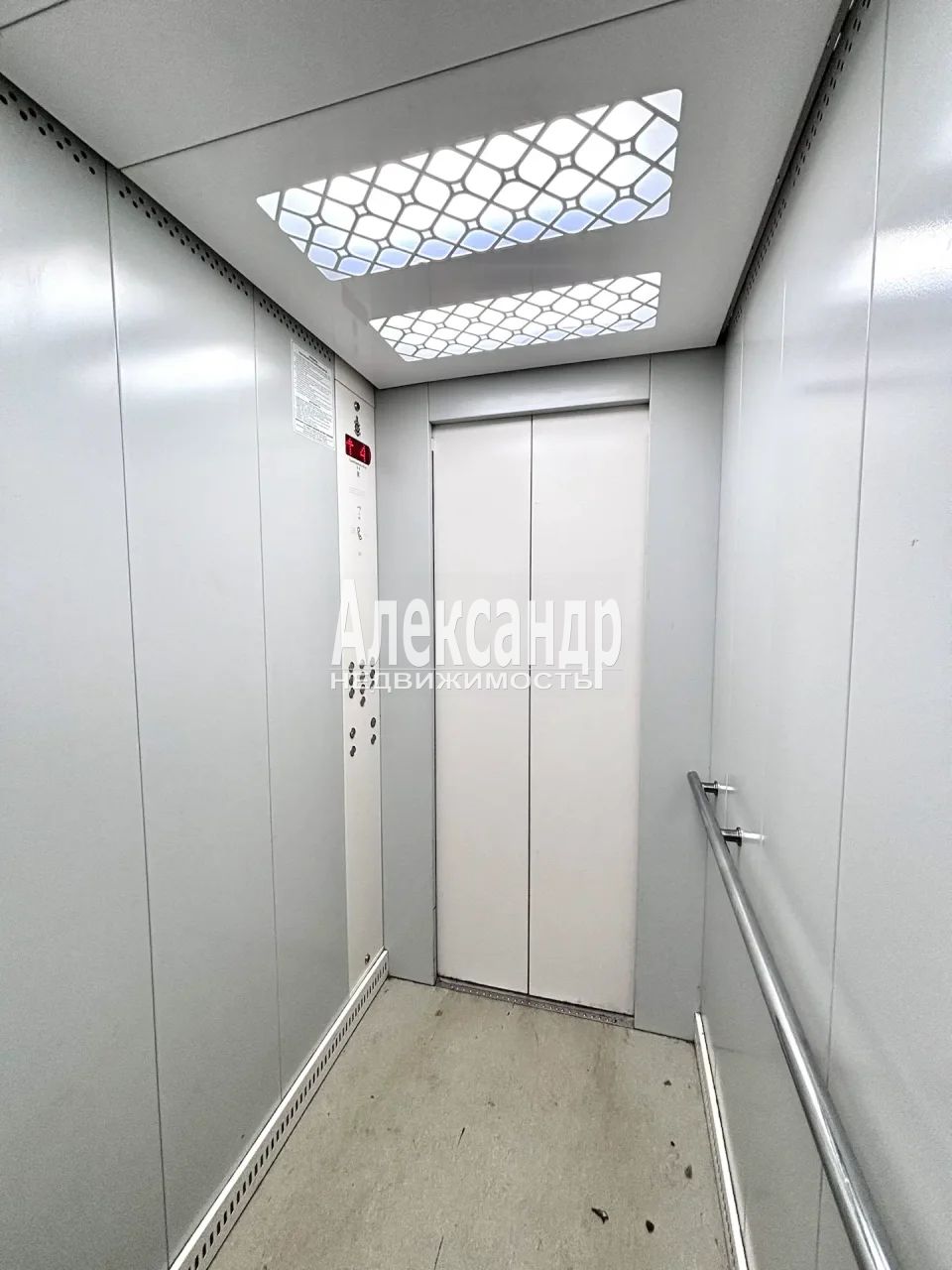 1-комнатная квартира (34м2) на продажу по адресу Санкт-Петербург, улица Партизана Германа, 14/117— фото 22 из 25