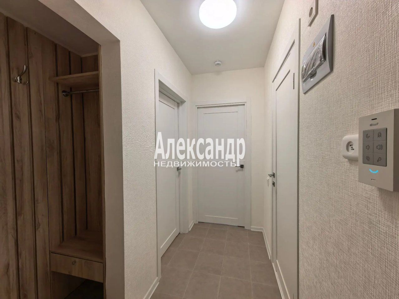 1-комнатная квартира (35м2) в аренду по адресу Санкт-Петербург, улица Морской Пехоты, 22к3— фото 6 из 22