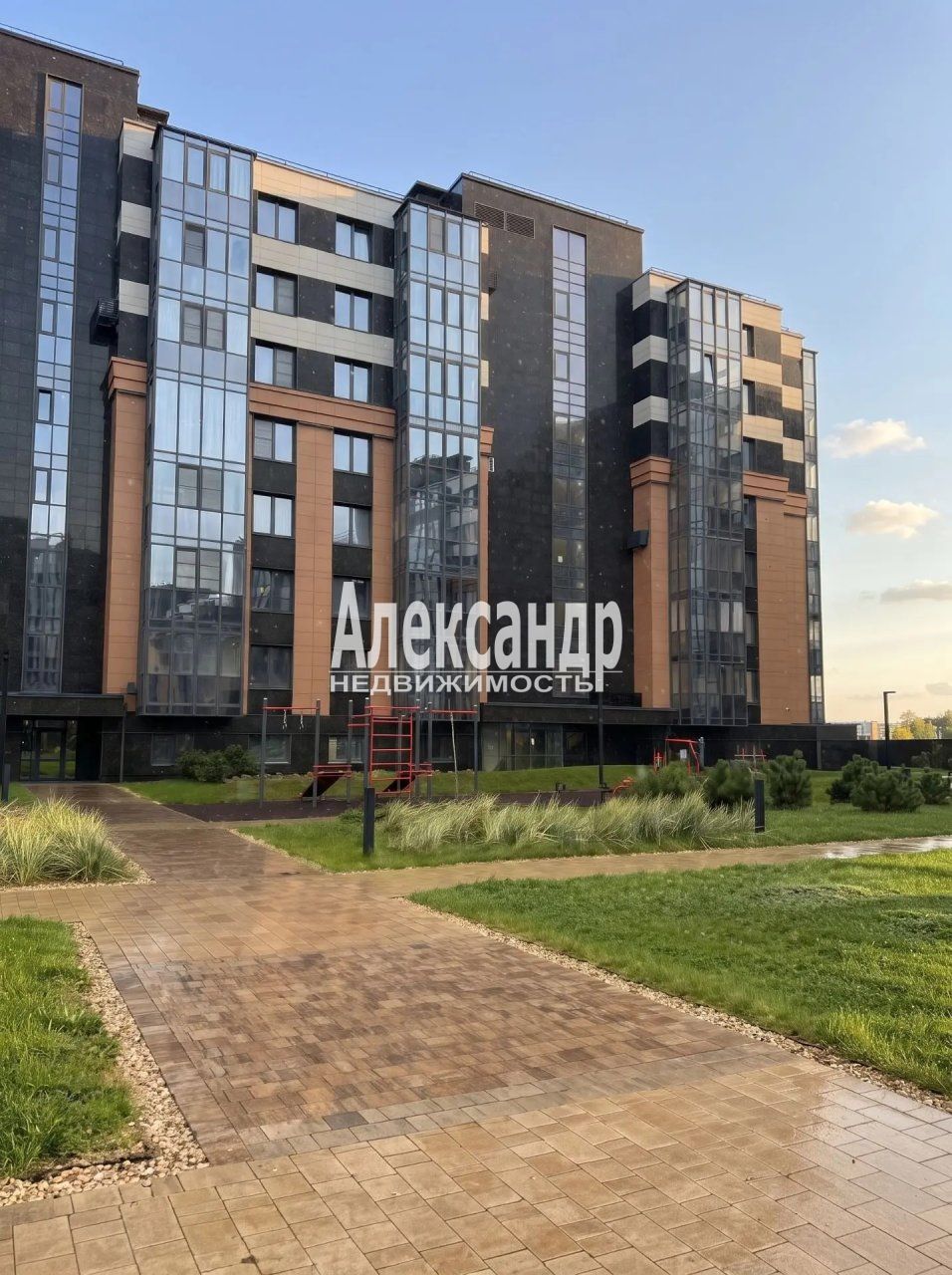 2-комнатная квартира (72м2) на продажу по адресу Санкт-Петербург, проспект Патриотов, 35— фото 23 из 47