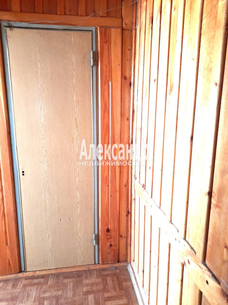 2-комнатная квартира (56м2) на продажу по адресу Ленинградская область, Приозерский район, Петровское сельское поселение, посёлок Петровское, Шоссейная улица, 34— фото 6 из 8