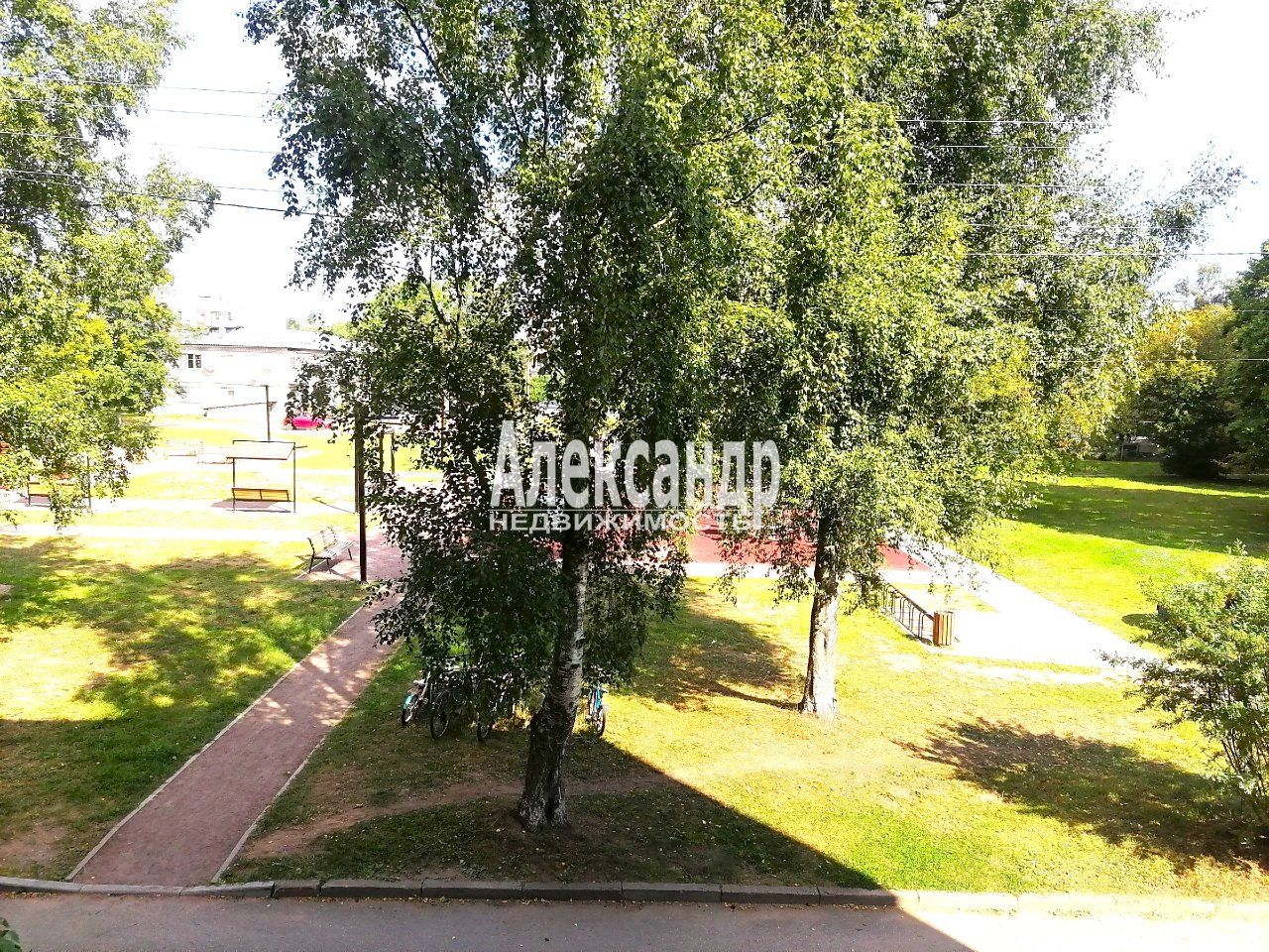 2-комнатная квартира (44м2) на продажу по адресу Ленинградская область, Приозерский район, Запорожское сельское поселение, посёлок Запорожское, Советская улица, 10— фото 13 из 19