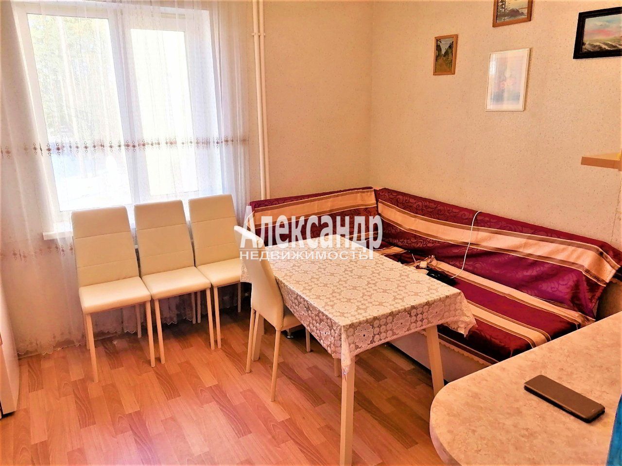 1-комнатная квартира (42м2) в аренду по адресу Ленинградская область, Приозерский район, посёлок Сосново, Типографский переулок, 5— фото 7 из 10