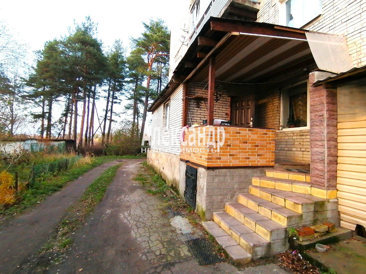 3-комнатная квартира (75м2) на продажу по адресу Ленинградская область, Приозерский район, посёлок Сосново, Первомайская улица, 9— фото 14 из 16