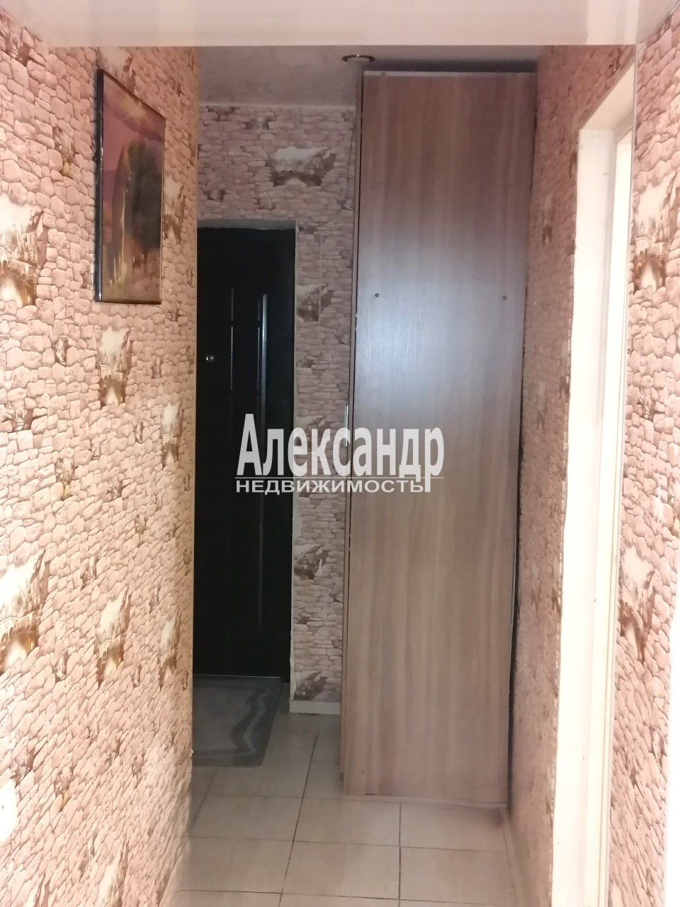3-комнатная квартира (75м2) на продажу по адресу Ленинградская область, Приозерский район, посёлок Сосново, Первомайская улица, 9— фото 11 из 16