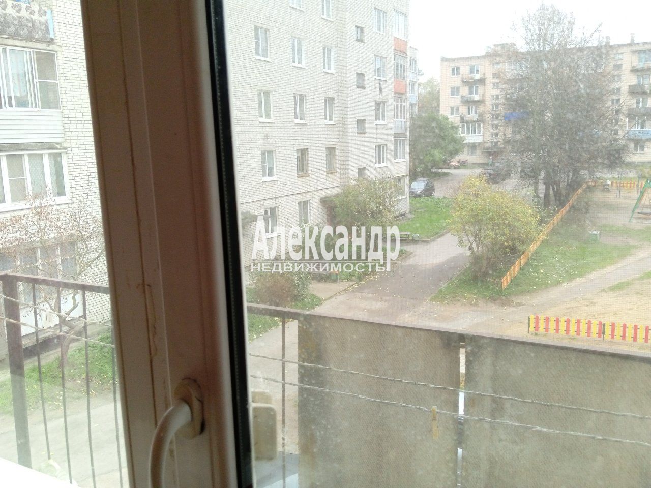 1-комнатная квартира (34м2) на продажу по адресу Ленинградская область, Приозерский район, городской посёлок Кузнечное, улица Гагарина, 6— фото 7 из 30