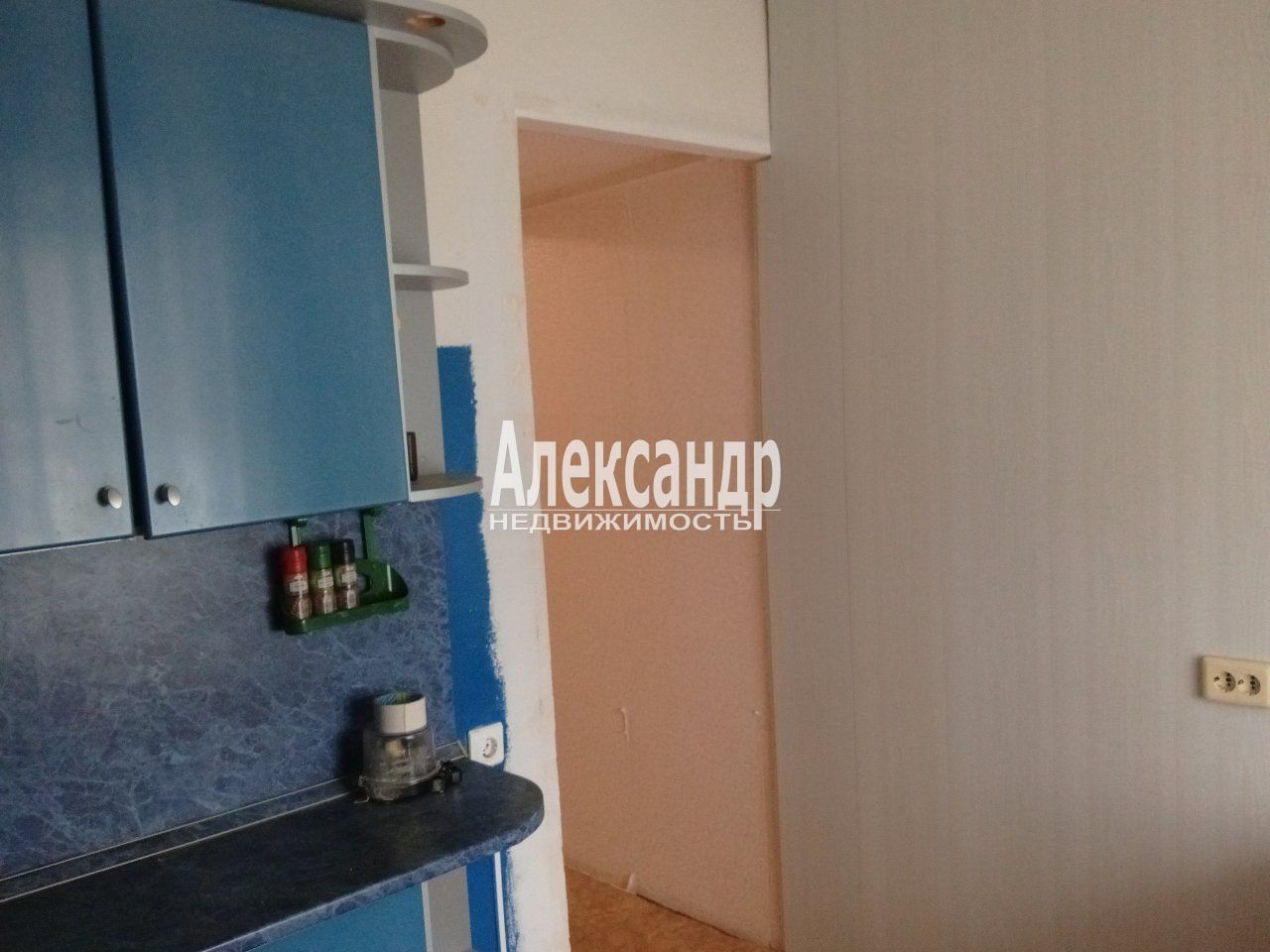 1-комнатная квартира (34м2) на продажу по адресу Ленинградская область, Приозерский район, городской посёлок Кузнечное, улица Гагарина, 6— фото 11 из 30