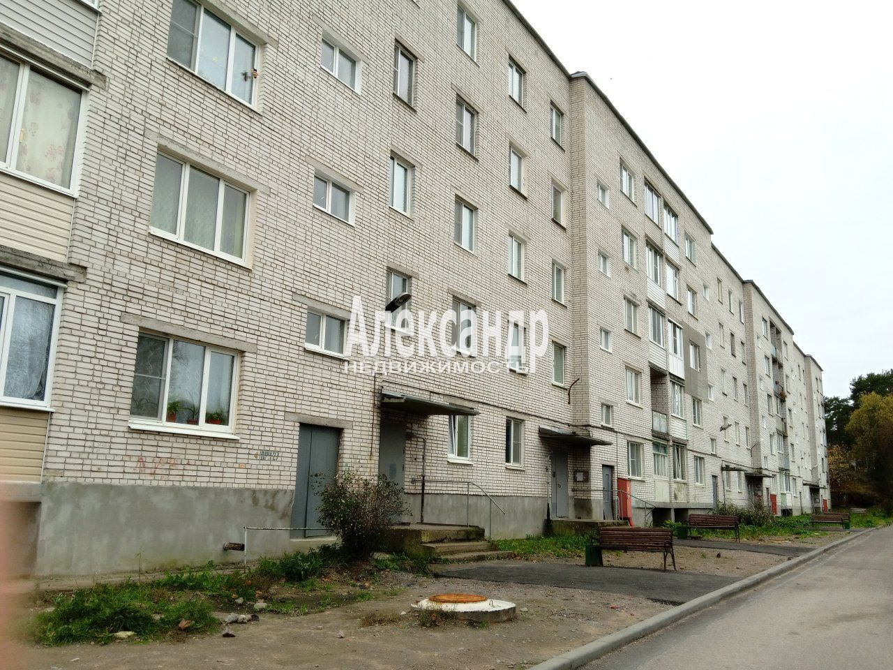 1-комнатная квартира (34м2) на продажу по адресу Ленинградская область, Приозерский район, городской посёлок Кузнечное, улица Гагарина, 6— фото 25 из 30