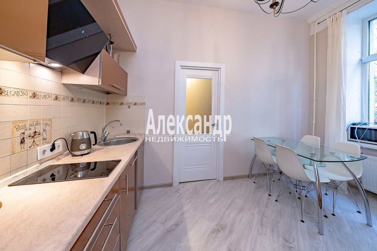 2-комнатная квартира (46м2) на продажу по адресу Санкт-Петербург, улица Севастьянова, 12— фото 4 из 33