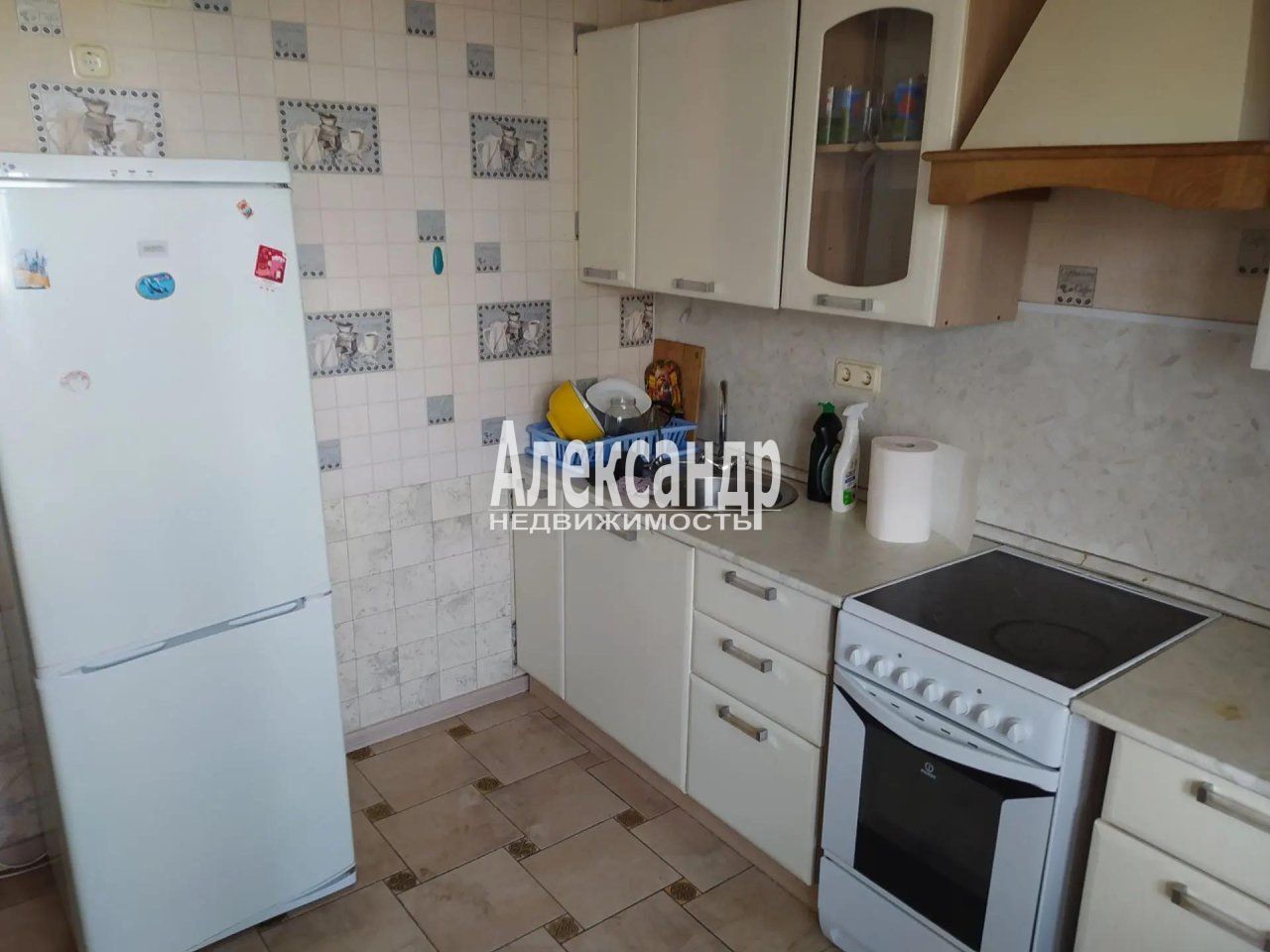 2-комнатная квартира (61м2) на продажу по адресу Санкт-Петербург, Пушкинский район, посёлок Шушары, Первомайская улица, 15— фото 12 из 16