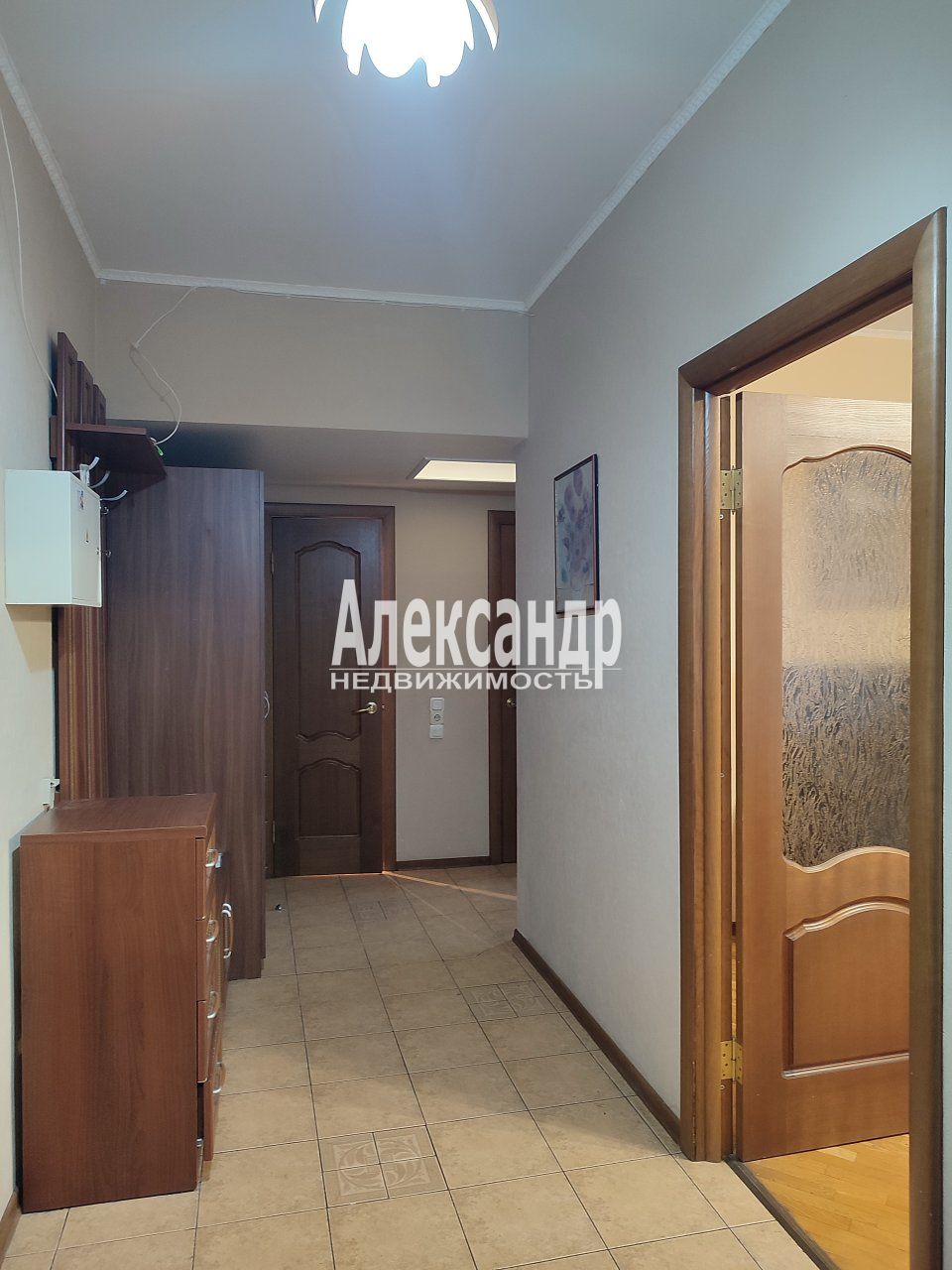 2-комнатная квартира (61м2) в аренду по адресу Санкт-Петербург, улица Кораблестроителей, 32к1— фото 19 из 27