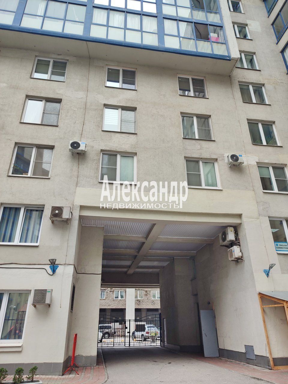 2-комнатная квартира (61м2) в аренду по адресу Санкт-Петербург, улица Кораблестроителей, 32к1— фото 24 из 27