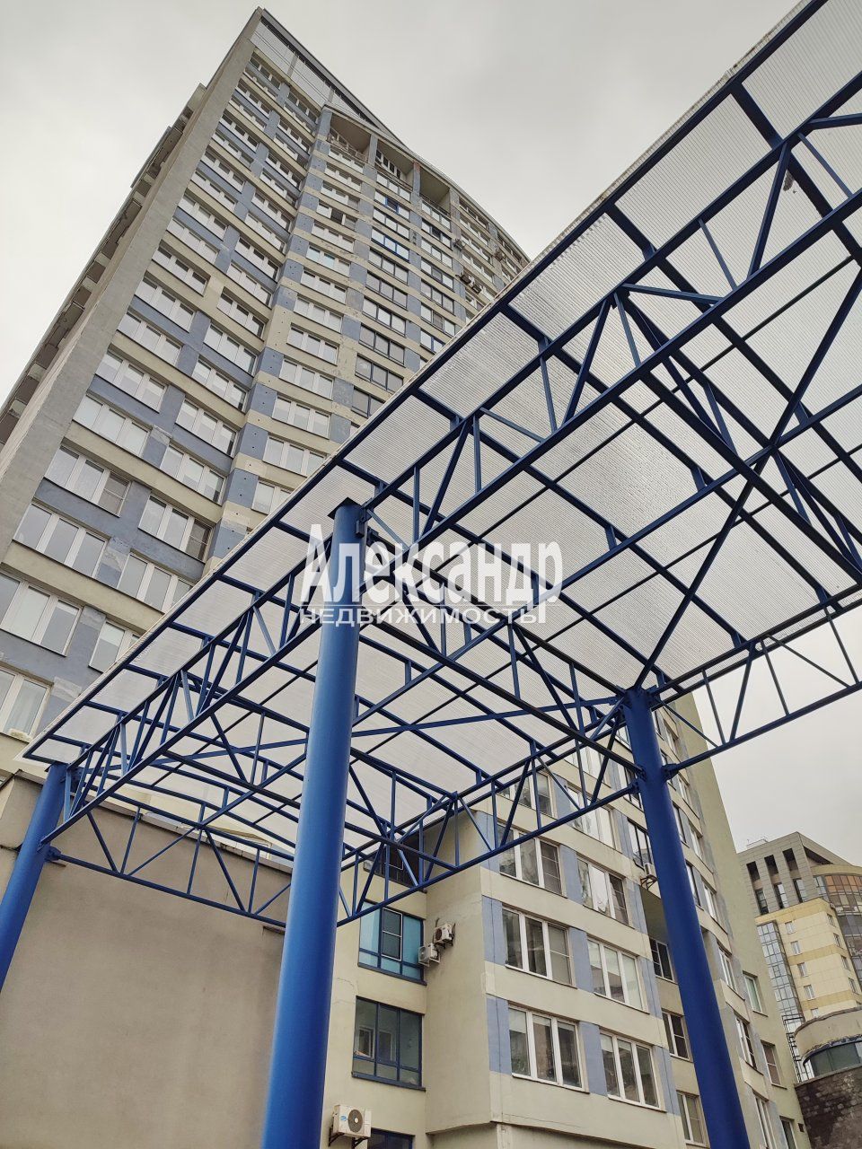 2-комнатная квартира (61м2) в аренду по адресу Санкт-Петербург, улица Кораблестроителей, 32к1— фото 25 из 27