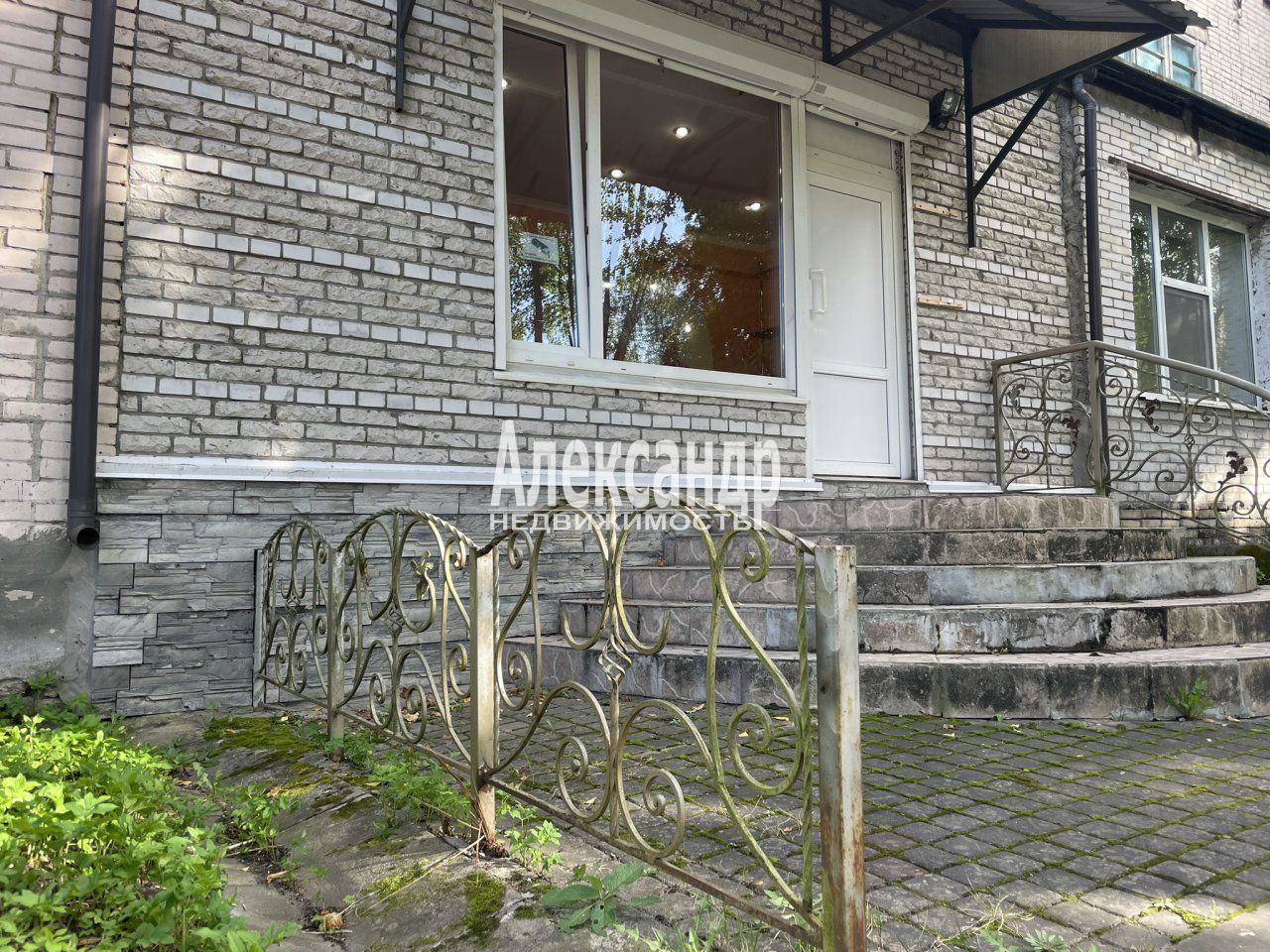Торговое помещение (46м2) на продажу — фото 3 из 9