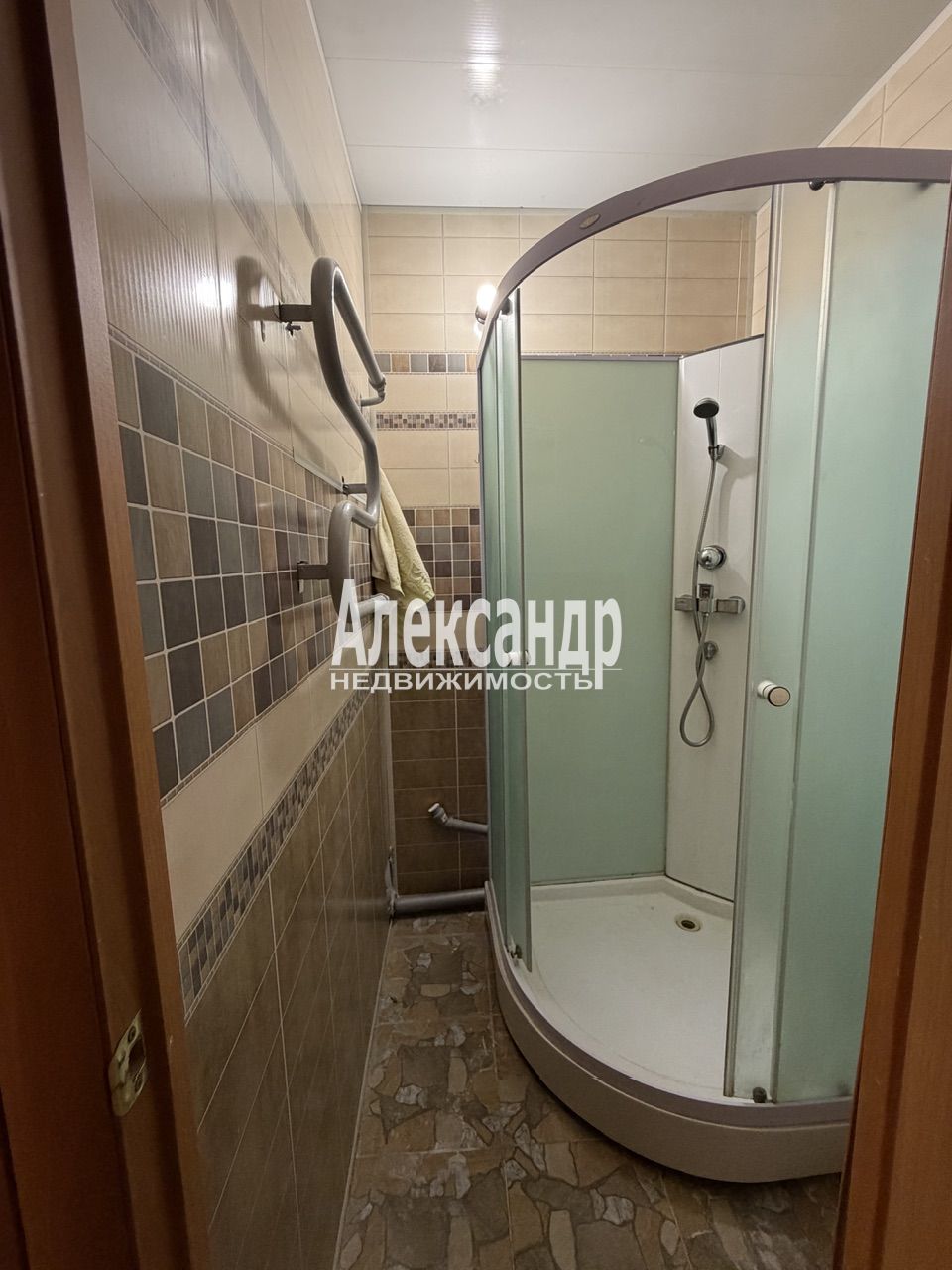 3-комнатная квартира (63м2) на продажу по адресу Ленинградская область, Кингисепп, улица Химиков, 8, подъезд 1— фото 24 из 33