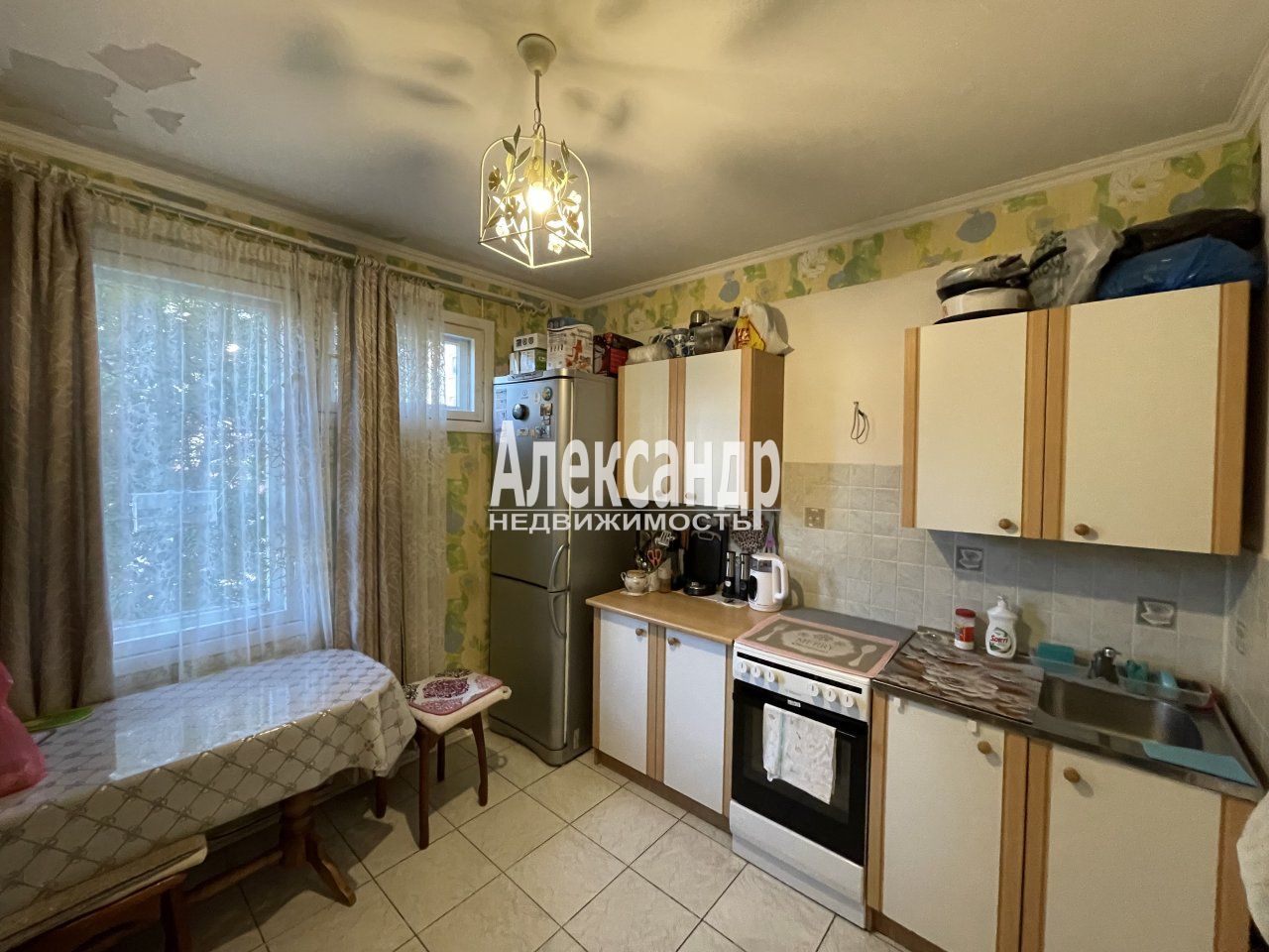 1-комнатная квартира (37м2) на продажу по адресу Санкт-Петербург, улица Савушкина, 130к1— фото 4 из 14