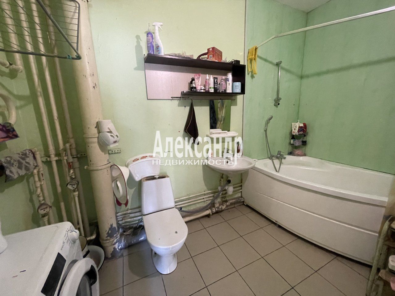 3-комнатная квартира (92м2) на продажу по адресу Санкт-Петербург, Туристская улица, 15к2— фото 11 из 16